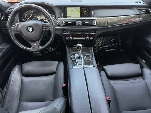 Used 2014 BMW 740i image 22