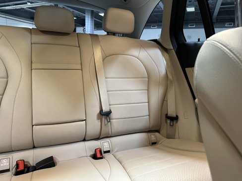 Certified 2022 Mercedes-Benz GLC 300 4MATIC image 29