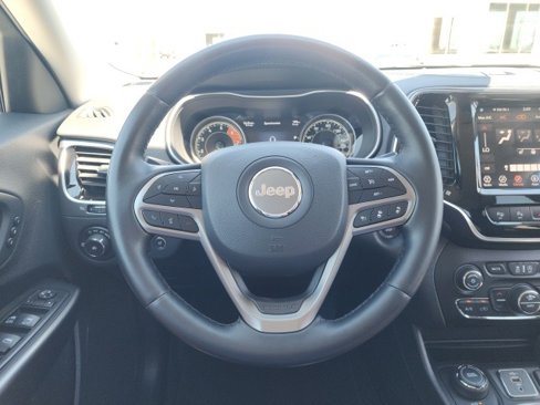 Used 2019 Jeep Cherokee Limited w/ Luxury Group image 32