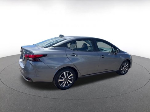 Used 2023 Nissan Versa SV image 15
