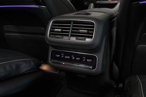 Used 2024 Mercedes-Benz Maybach GLS 600 image 69