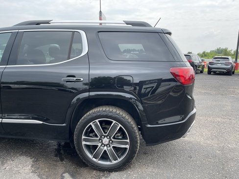 Used 2018 GMC Acadia Denali w/ Technology Package image 8