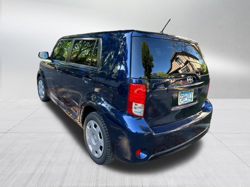 Used 2014 Scion xB image 2