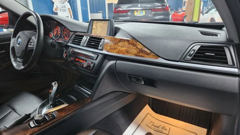 Used 2014 BMW 320i xDrive Sedan image 12