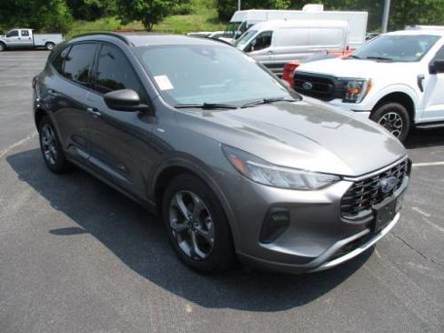 Used 2023 Ford Escape ST-Line w/ Tech Pack #1 image 2