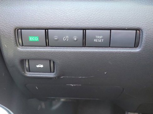 Used 2022 Nissan Sentra SR w/ Electronics Package image 26