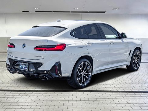 Used 2022 BMW X4 xDrive30i w/ M Sport Package 2 image 5
