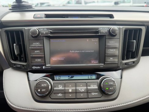Used 2015 Toyota RAV4 XLE image 14