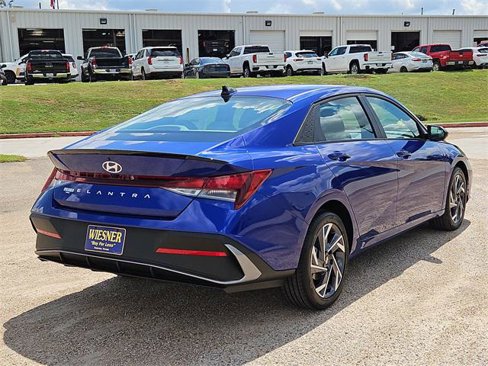 New 2025 Hyundai Elantra Sport image 5