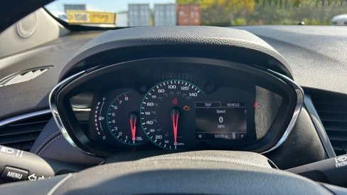 Used 2019 Chevrolet Trax LT w/ LT Convenience Package image 25