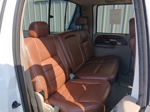 Used 2006 Ford F350 Lariat image 22
