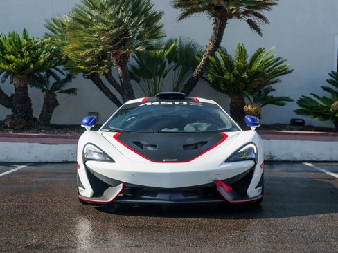 Used 2018 McLaren 570S Coupe image 2