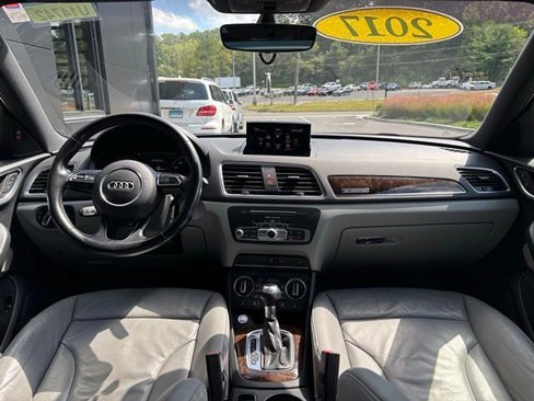 Used 2017 Audi Q3 2.0T Premium Plus w/ Premium Plus Package image 21