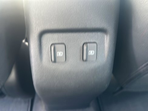Used 2023 Nissan Kicks SR w/ SR Premium Package image 23