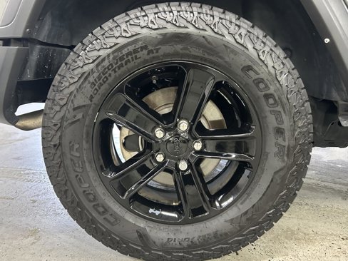 Used 2021 Jeep Wrangler Unlimited Sport image 14