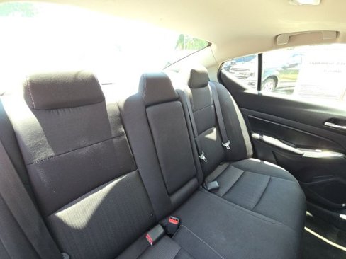 Used 2022 Nissan Altima 2.5 SV w/ SV Premium Package image 13