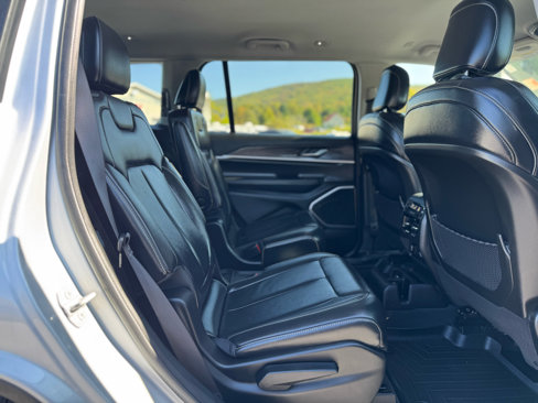 Used 2021 Jeep Grand Cherokee L Limited w/ MOPAR Finishing Package image 27