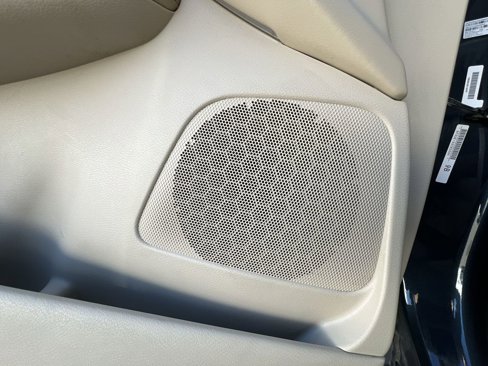 Used 2018 Nissan Murano Platinum image 25