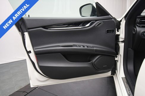 Used 2022 Maserati Quattroporte Modena Q4 image 43