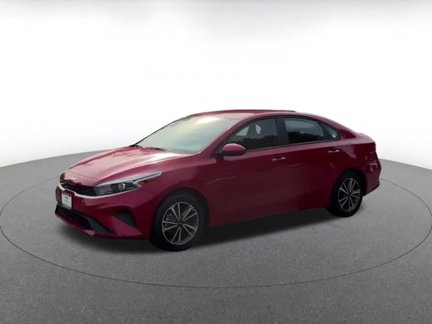 Used 2024 Kia Forte LXS image 11