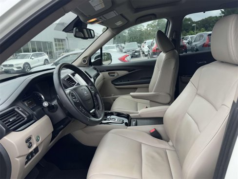 Used 2018 Honda Pilot Touring image 14