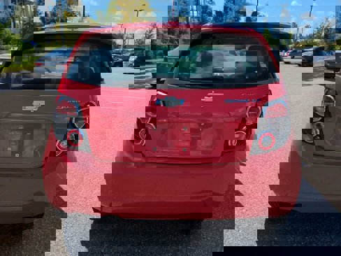 Used 2015 Chevrolet Sonic LT image 5