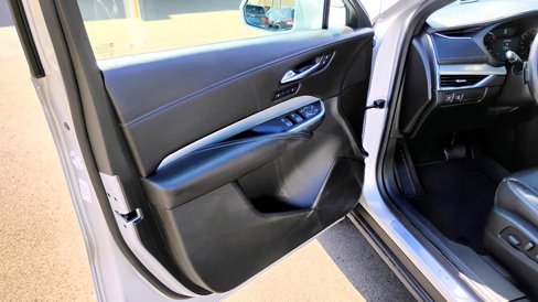Used 2020 Cadillac XT4 Premium Luxury image 9