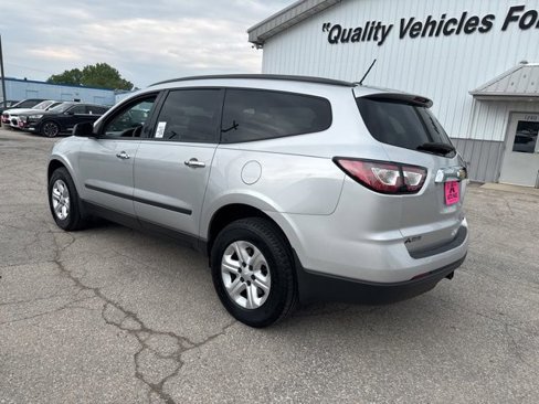 Used 2013 Chevrolet Traverse LS image 15