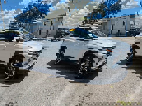 Used 2022 Hyundai Tucson SEL w/ Convenience Package image 2