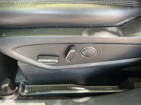 Used 2017 Lincoln MKX Reserve image 29