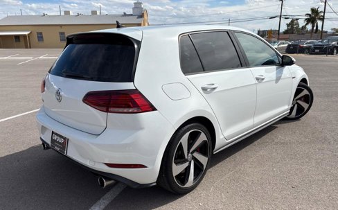 Used 2018 Volkswagen GTI SE image 4