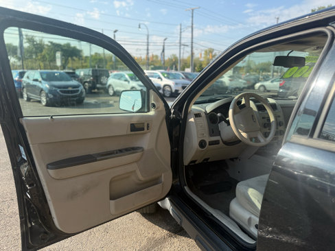 Used 2008 Ford Escape XLT image 10