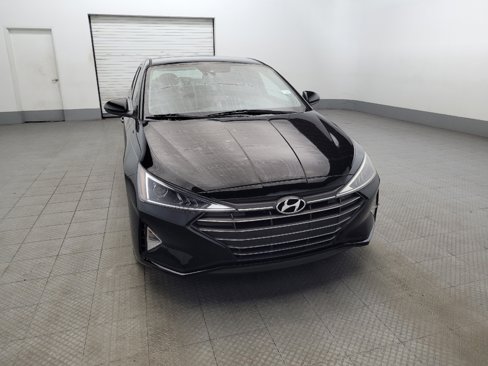 Used 2019 Hyundai Elantra SEL image 14
