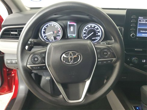 Used 2024 Toyota Camry LE image 23