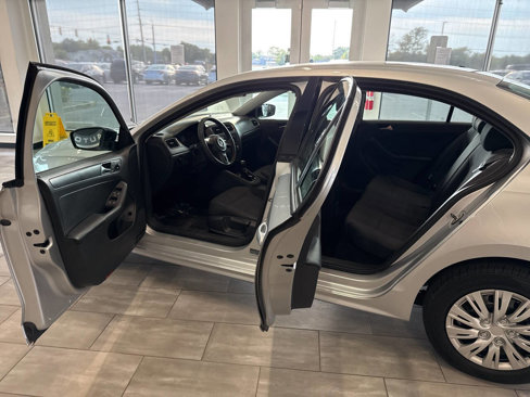 Used 2013 Volkswagen Jetta S image 13