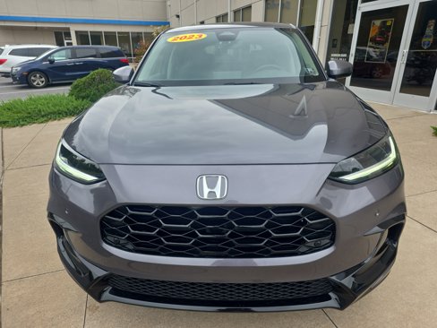Used 2023 Honda HR-V EX-L image 2