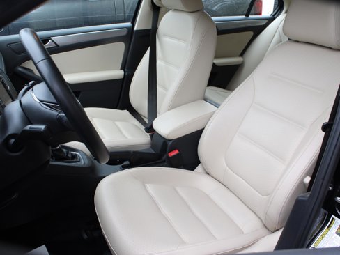 Used 2018 Volkswagen Jetta SE image 15