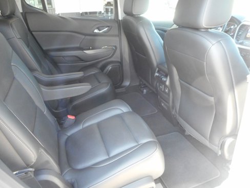 Used 2019 GMC Acadia SLT image 18