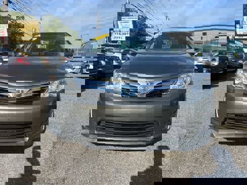 Used 2012 Toyota Camry LE image 2