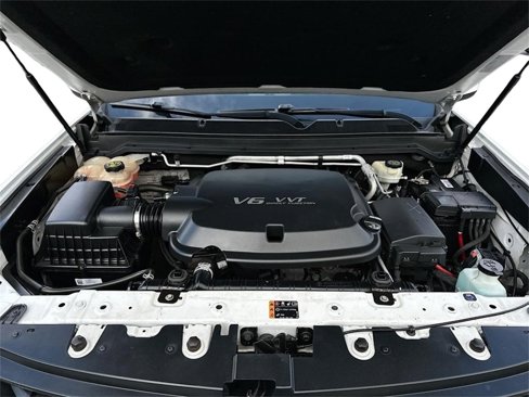Used 2018 Chevrolet Colorado LT image 27