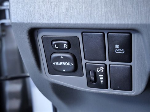Used 2010 Toyota Prius Three image 20