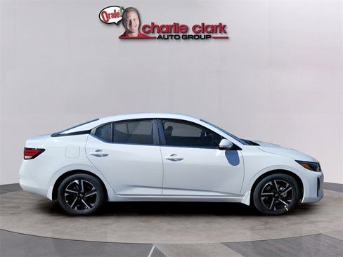 Used 2024 Nissan Sentra SV w/ All-Weather Package image 7