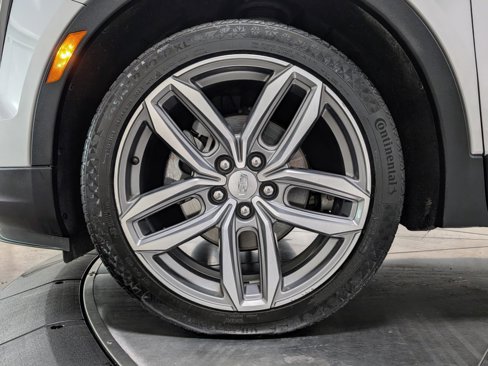 Used 2019 Cadillac XT4 Sport w/ Cold Weather Package image 13
