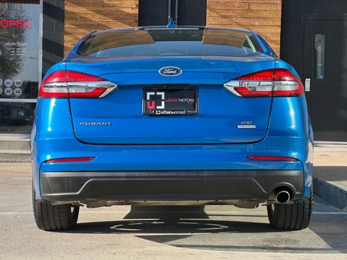 Used 2020 Ford Fusion SE image 13