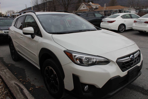 Used 2022 Subaru Crosstrek 2.0i Premium w/ Moonroof Package image 7