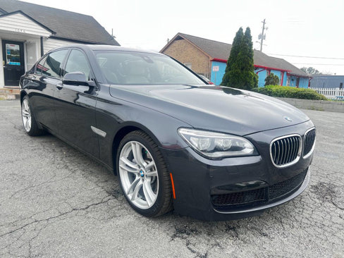 Used 2014 BMW 750Li image 2