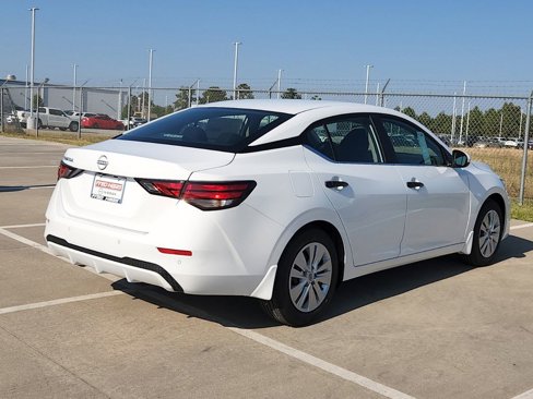 New 2025 Nissan Sentra S image 5