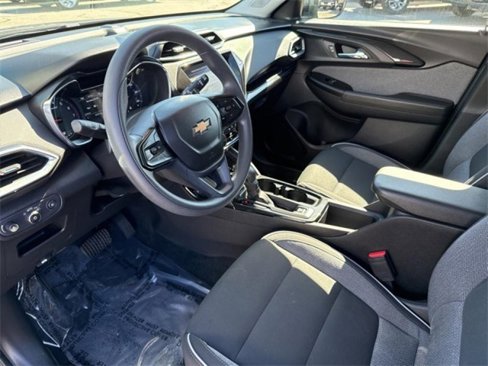 Used 2021 Chevrolet TrailBlazer LT w/ Convenience Package image 16