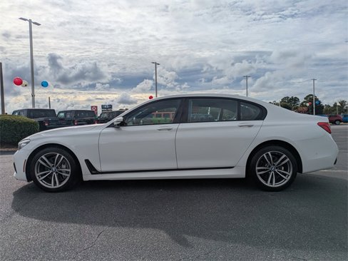 Used 2017 BMW 740i image 6