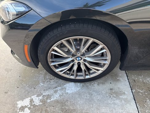 Certified 2023 BMW 330i Sedan w/ Premium Package image 5